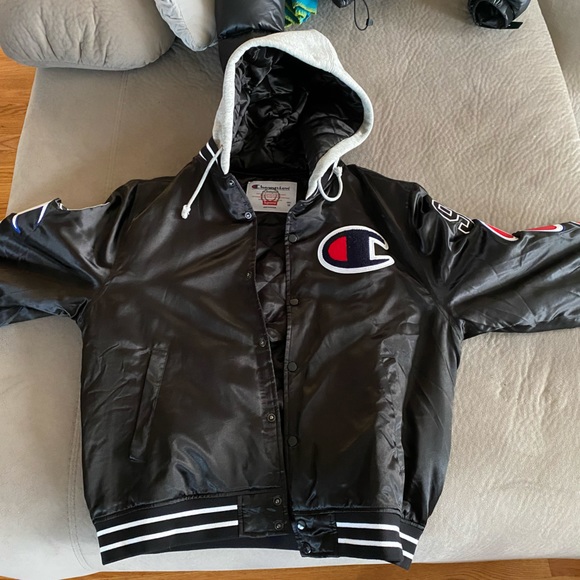 SUPREME CHAMPION JACKET - Picture 2 of 3